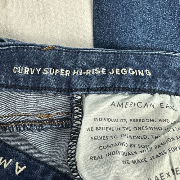 American Eagle Curvy Super Hi-Rise Jegging Womens Regular Size 2 Blue Denim - Picture 4 of 6